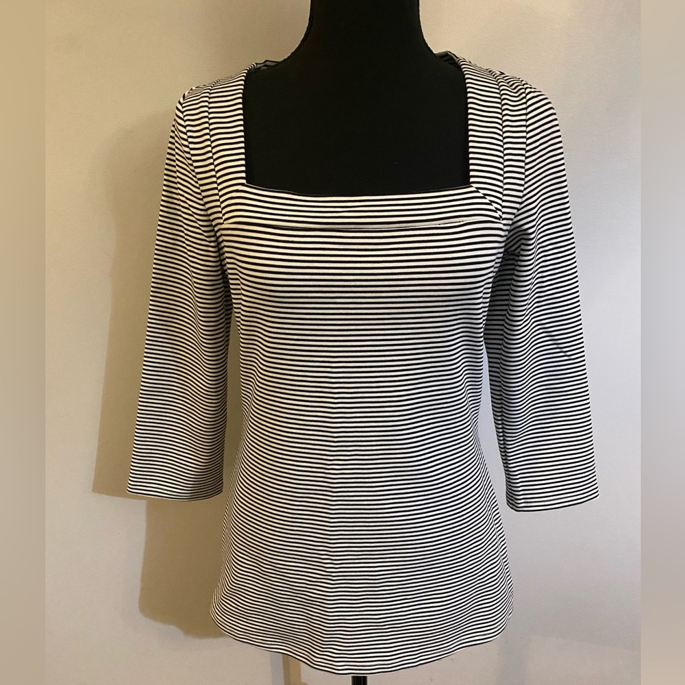 Long sleeve striped square neck top!